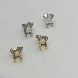 BRINCO EAR HOOK CORACAO ZIRCONIA DUPLO