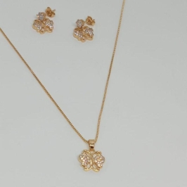 CONJUNTO BRINCO E GARGANTILHA BORBOLETA CRAVEJADO