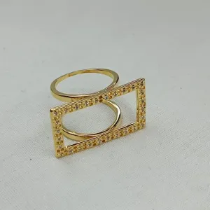 ANEL COM RETANGULO CRAVEJADO