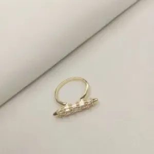 ANEL CRAVEJADO ZIRCONIA BAGUETE