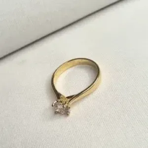 ANEL SOLITARIO ZIRCONIA