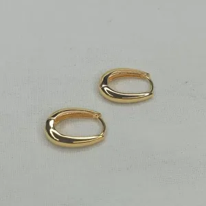 BRINCO ARGOLA OVAL CLIQUE