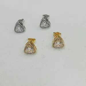 BRINCO ZIRCONIA TRIANGULO CRAVEJADO