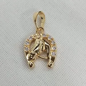 PINGENTE FERRADURA CRAVEJADA CAVALO