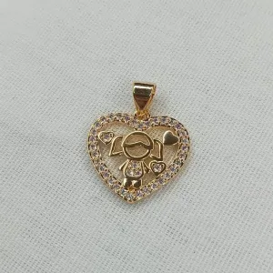 PINGENTE  MENINA CORAÇÃO CRAVEJADO