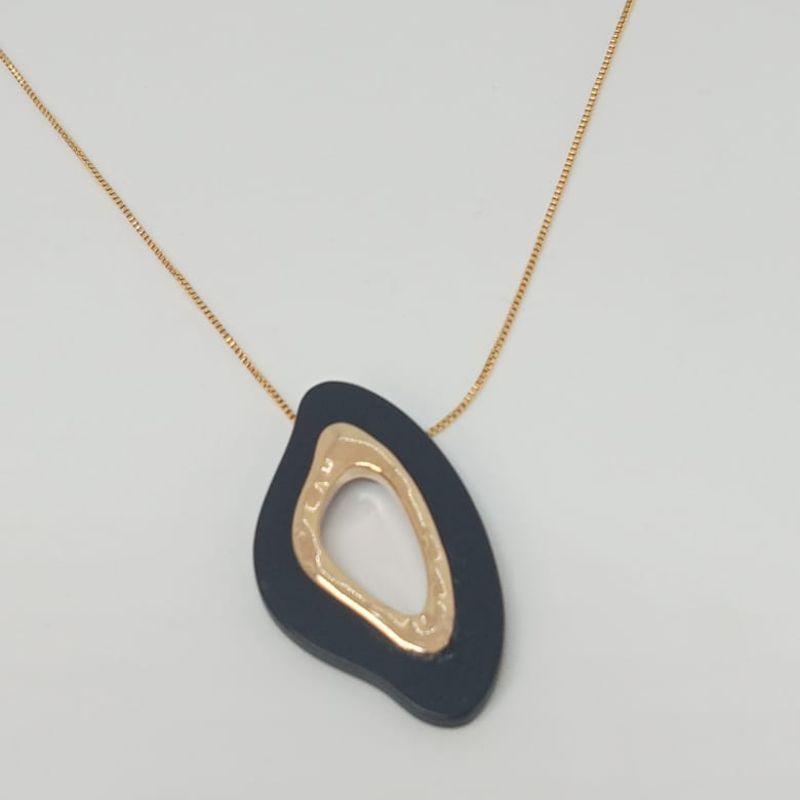 GARGANTILHA  ORGANICA  RESINA