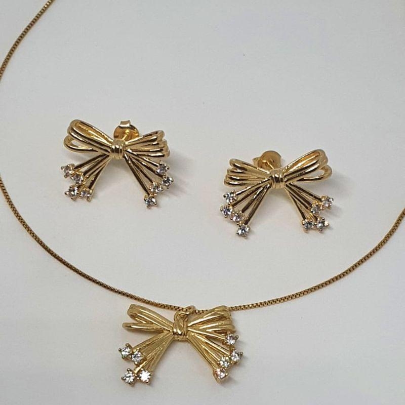 CONJUNTO LACO C/ ZIRCONIAS NA PONTA