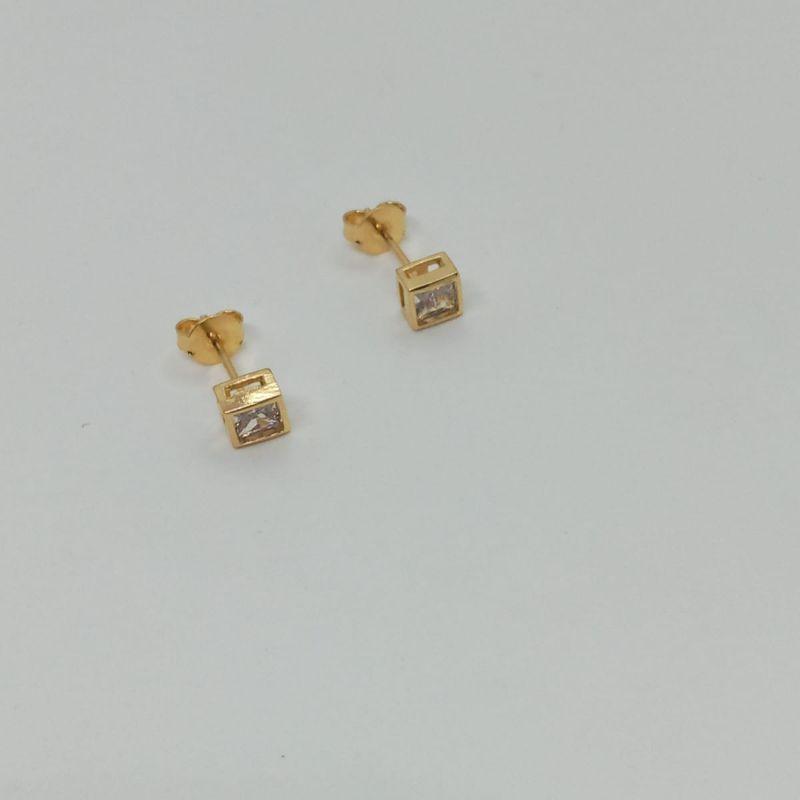 BRINCO PONTO DE LUZ ZIRCONIA QUADRADA PEQUENO